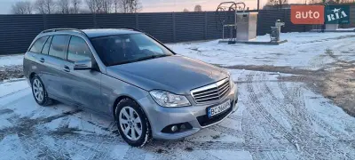 Mercedes-Benz C-Class 2011