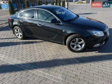 Opel Insignia 2011