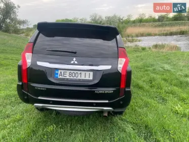 Mitsubishi Pajero Sport 2017
