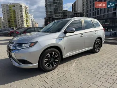 Mitsubishi Outlander 2018