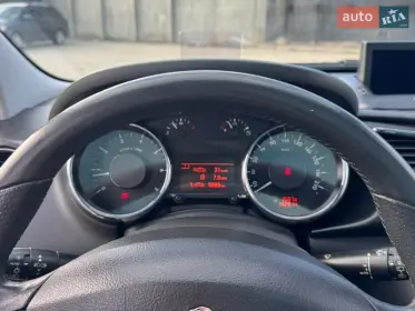 Peugeot 3008 2011