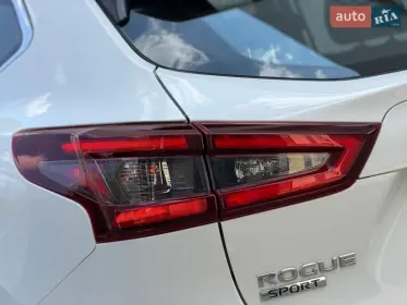 Nissan Rogue Sport 2021