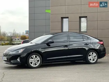 Hyundai Elantra 2018