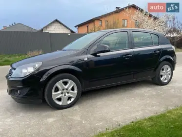 Opel Astra 2012