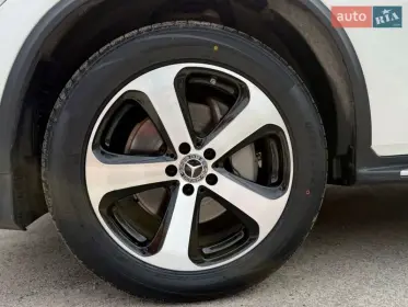 Mercedes-Benz GLC-Class 2019