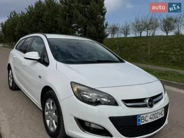 Opel Astra 2013