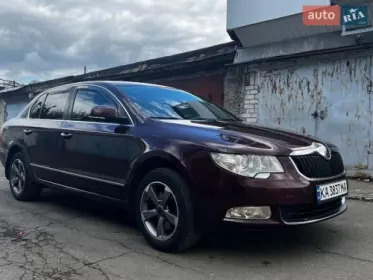 Skoda Superb 2012