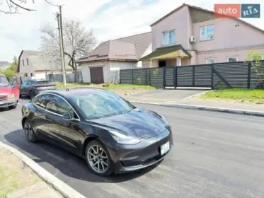 Tesla Model 3 2018