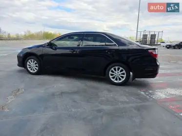 Toyota Camry 2016