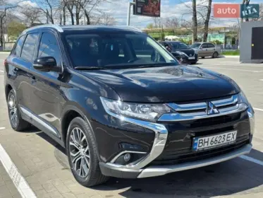 Mitsubishi Outlander 2015