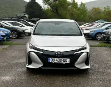 Тойота Приус Прайм