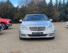 Мерседес-Бенц С 550