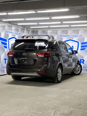 2015 Kia Sedona