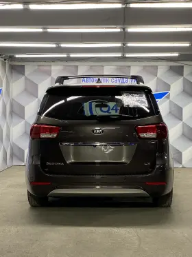2015 Kia Sedona
