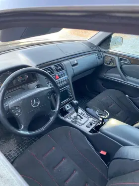 1999 Mercedes-Benz E200