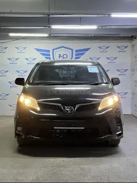 2016 Toyota Sienna