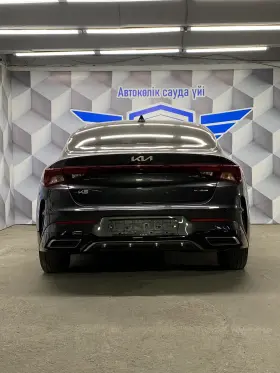 2023 Kia K5