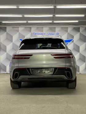 2023 Genesis GV70