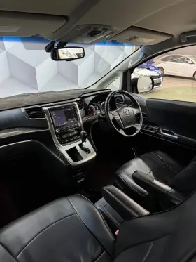 2012 Toyota Alphard