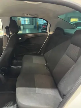 2015 Peugeot 301