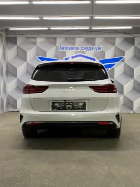 2023 Kia Ceed