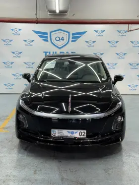 2025 Hongqi E-QM5