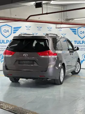 2014 Toyota Sienna