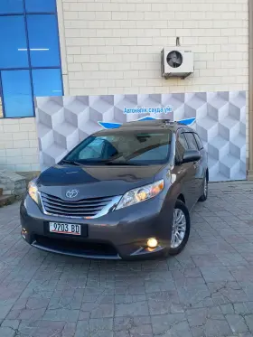 2015 Toyota Sienna