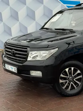 2011 Toyota Land Cruiser