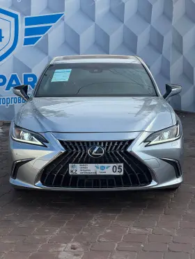2021 Lexus ES