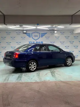 2004 Toyota Avensis