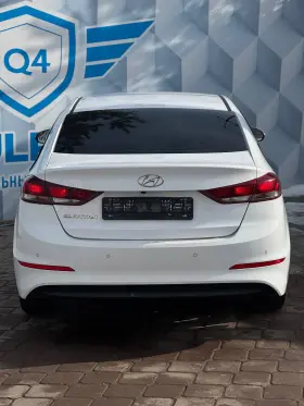 2018 Hyundai Elantra