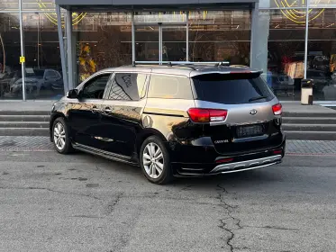 2018 Kia Carnival