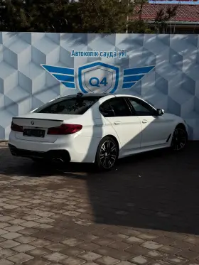 2019 BMW