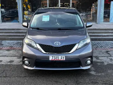 2013 Toyota Siena
