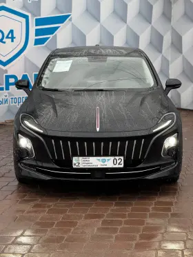 2024 Hongqi E-QM5