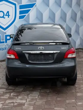 2010 Toyota Yaris