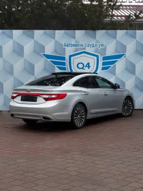 2012 Hyundai Grandeur