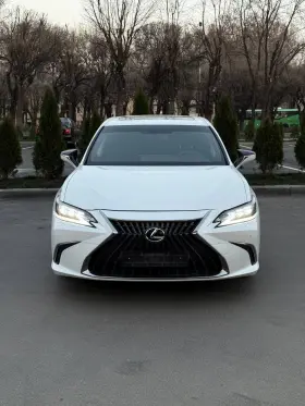 2022 Lexus