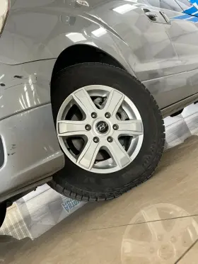 2011 Hyundai Starex