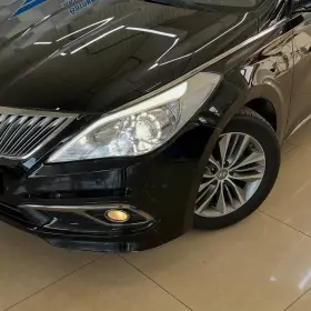 2015 Hyundai Grandeur