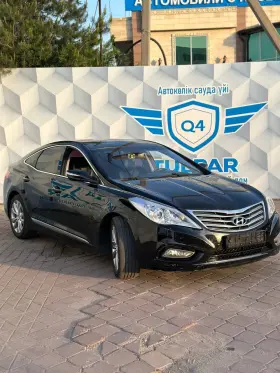 2012 HYUNDAI GRANDEUR