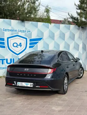 2019 HYUNDAI SONATA