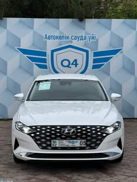 2022 HYUNDAI GRANDEUR