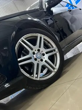 2011 Mercedes-Benz 2000