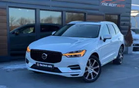 Volvo XC60 Hybrid T8 Надпись