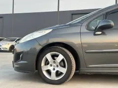 Peugeot 207 2010
