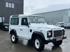 Land Rover Defender 2013