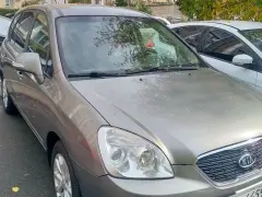 Kia Carens 2011