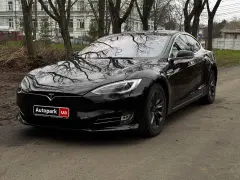 Тесла Модель S 2019